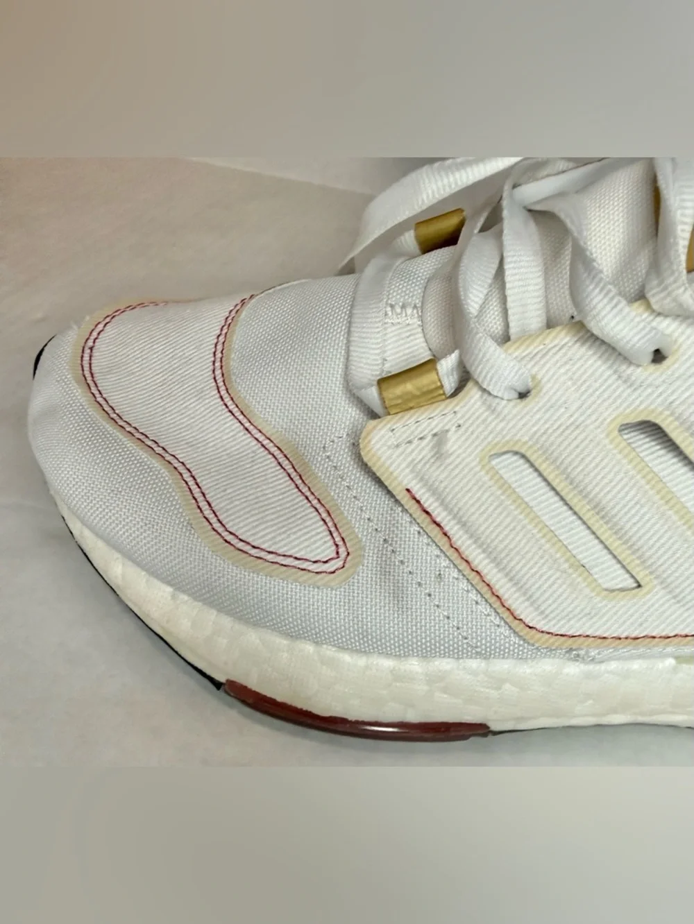 Adidas Women's Ultraboost 22 Running Shoes White/Pink Size 9.5